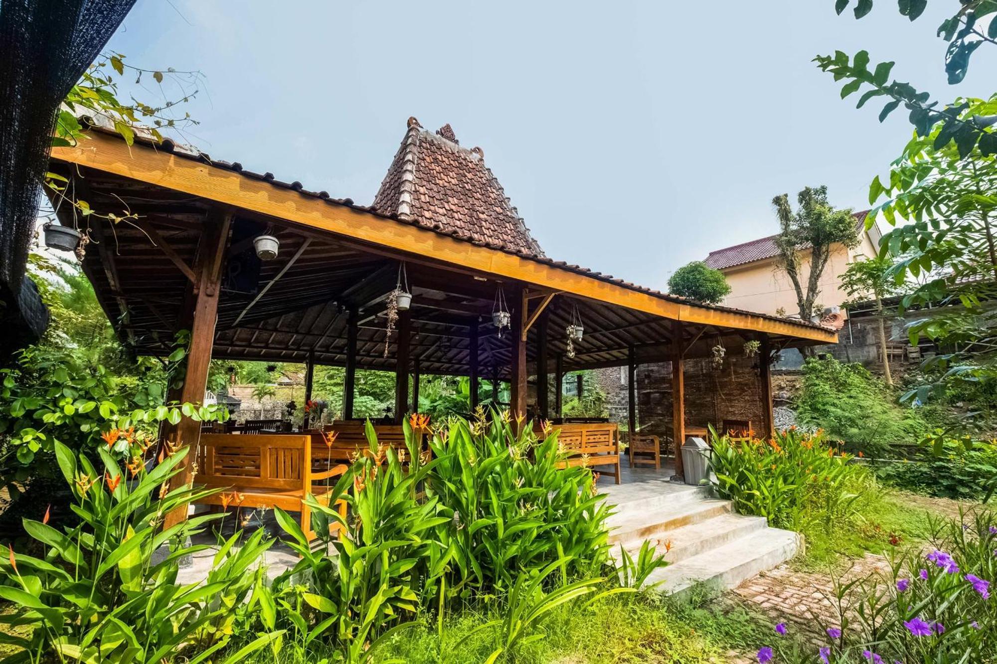 Oyo 3562 Pondok Inspirasi Minggir Klangkapang Exterior foto